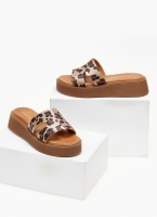 Σανδάλια δερμάτινα flatforms με print TFP