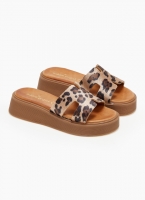 Σανδάλια δερμάτινα flatforms με print TFP