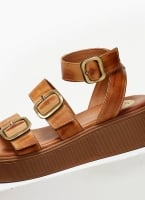 Σανδάλια δερμάτινα flatforms με τοκάδες TFP