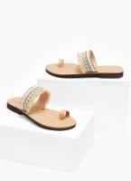 Σανδάλια δερμάτινα με boho φάσα estil