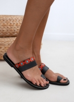 Σανδάλια δερμάτινα με boho φάσα estil