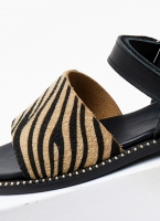 Σανδάλια δερμάτινα με συνθετικό ponyskin TFP