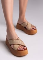 Σανδάλια flatforms crossover με ψάθα Estil