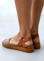 Σανδάλια flatforms δερμάτινα Estil
