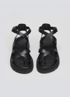 Σανδάλια flatforms δερμάτινα με δάκτυλο Tfp