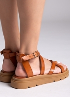 Σανδάλια flatforms δερμάτινα με δάκτυλο Tfp