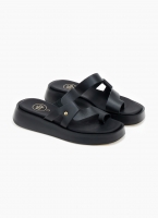 Σανδάλια flatforms δερμάτινα με ιδιαίτερη φάσα tfp