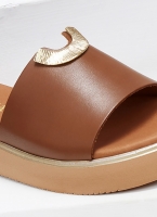 Σανδάλια flatforms δερμάτινα με μεταλλικό σχέδιο Ragazza 01083