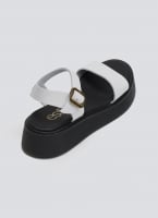 Σανδάλια flatforms δερμάτινα με μπαρέτα Estil