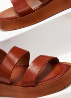 Σανδάλια flatforms δερμάτινα με μπαρέτα TFP