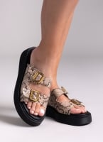 Σανδάλια flatforms δερμάτινα με print Estil