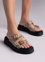 Σανδάλια flatforms δερμάτινα με print Estil