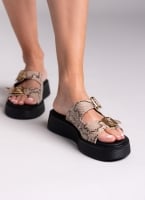 Σανδάλια flatforms δερμάτινα με print Estil