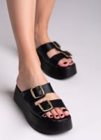 Σανδάλια flatforms Estil