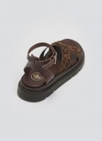 Σανδάλια flatforms καστόρινα με print Tfp