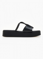 Σανδάλια flatforms με περαστό στρας λουράκι Estil