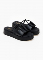 Σανδάλια flatforms με περαστό στρας λουράκι Estil