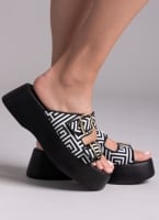 Σανδάλια flatforms με print Estil