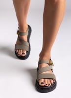 Σανδάλια flatforms nubuck με μπαρέτα Tfp