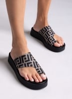 Σανδάλια flatforms υφασμάτινα με print Tfp