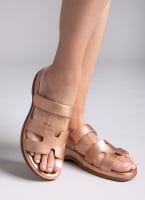 Σανδάλια με sporty σόλα και velcro