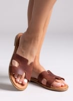 Σανδάλια nubuck με ανοίγματα Estil