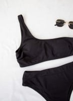 Σετ bikini με έναν ώμο