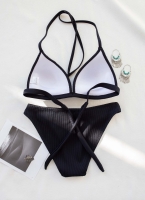 Σετ bikini ριπ με ενσωματωμένη ενίσχυση