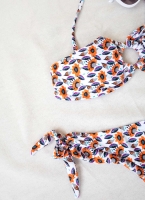 Σετ floral bikini με κοκάλινο κρίκο