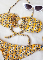 Σετ floral bikini με κοκάλινο κρίκο