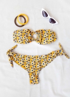 Σετ floral bikini με κοκάλινο κρίκο