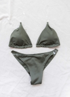Σετ γυαλιστερό bikini με διάφανα λουράκια