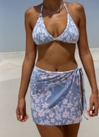 Σετ high leg bikini με κοντό παρεό