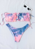 Σετ tie dye bikini με frilled λεπτομέρεια