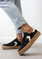 Sneakers flatforms με διχρωμία Xti 142953