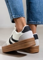 Sneakers flatforms με ψηλή σόλα ERYNN