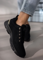 Sneakers με πλεκτό σχέδιο Xti 142452