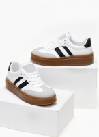 Sneakers flatforms με ρίγα