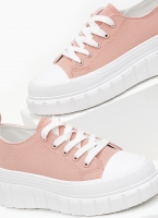 Sneakers πάνινα με σχέδιο στη σόλα