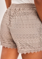 Σορτσάκι με δαντέλα Vero Moda 10190155