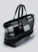 Τσάντα shopper με ύφασμα και print