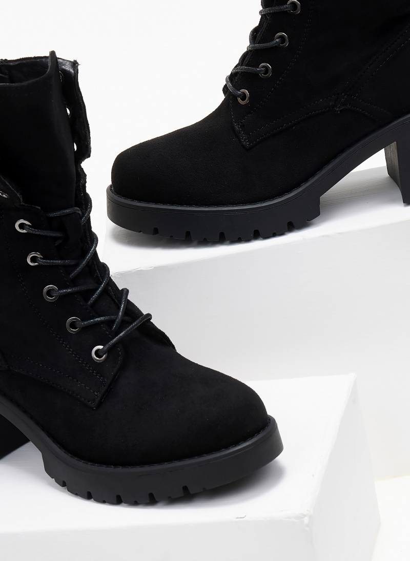 Αρβυλάκια suede με τακούνι ERYNN