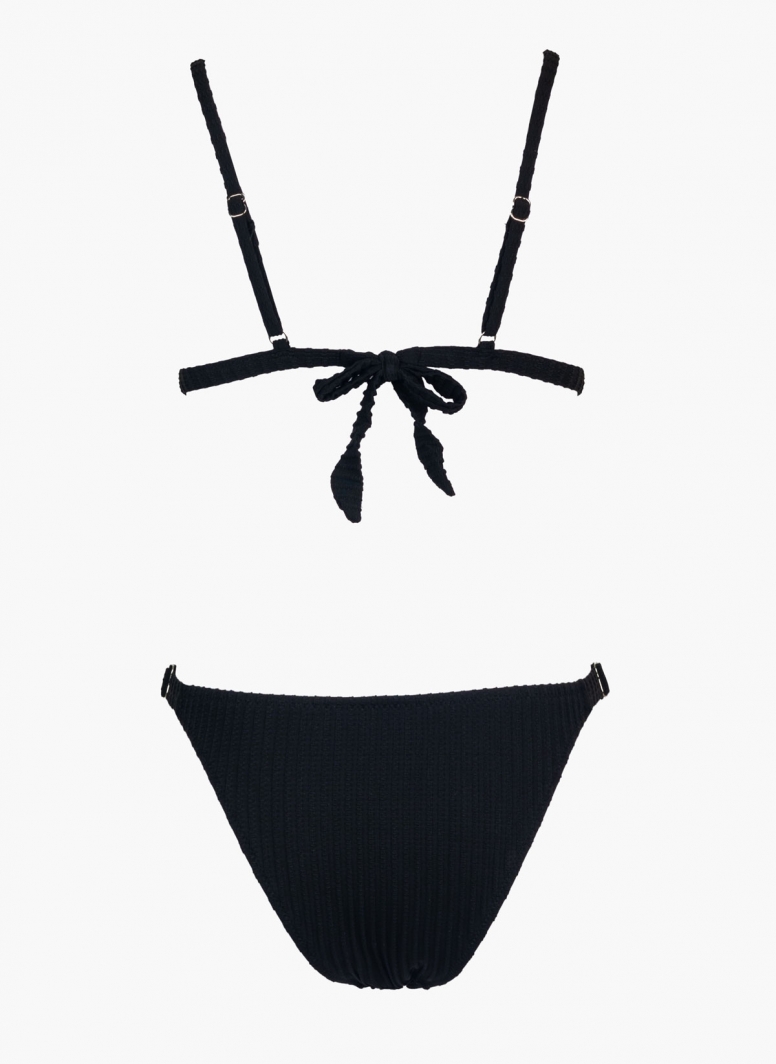 Bikini set με ανάγλυφο σχέδιο