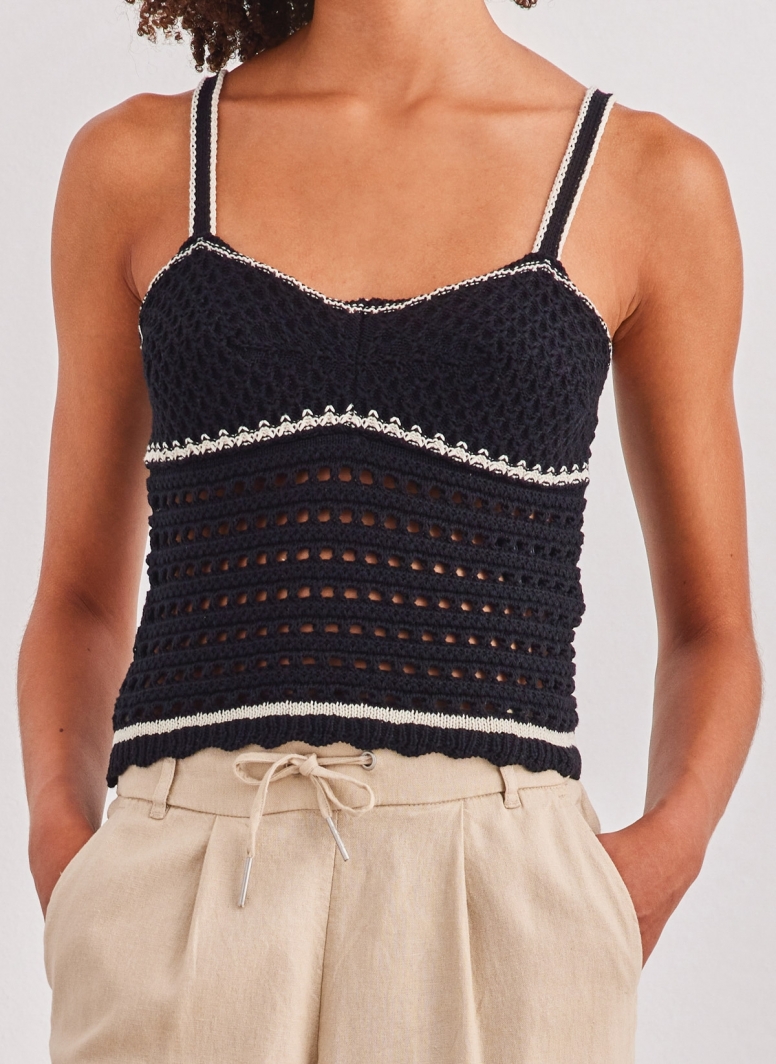 Crop top crochet ONLY 15318209