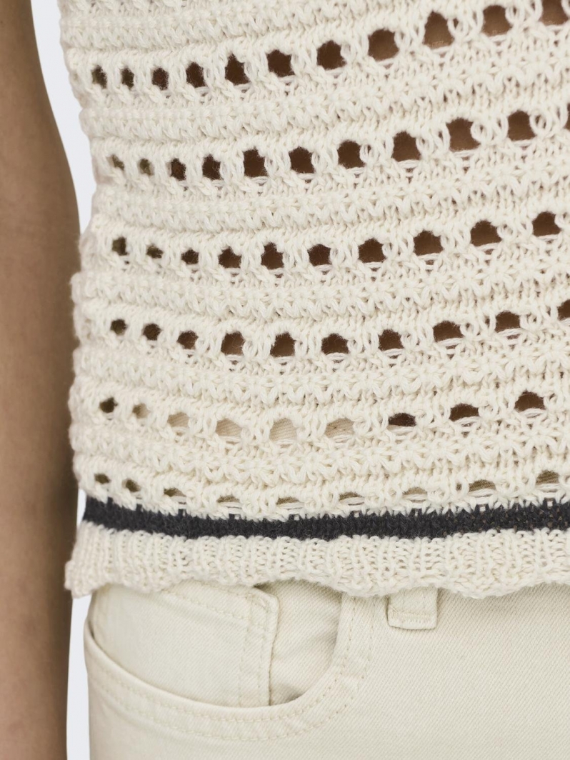 Crop top crochet ONLY 15318209