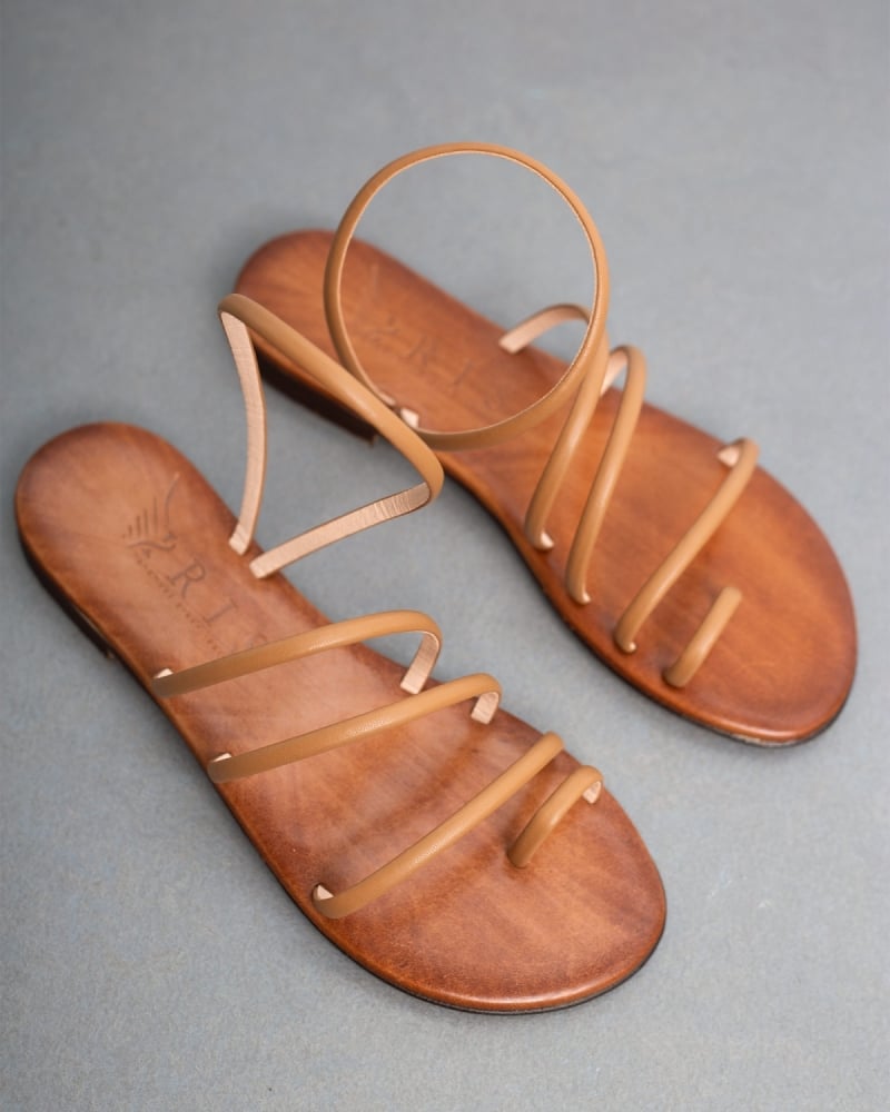 Σανδάλια δερμάτινα με λεπτά λουράκια Iris Sandals