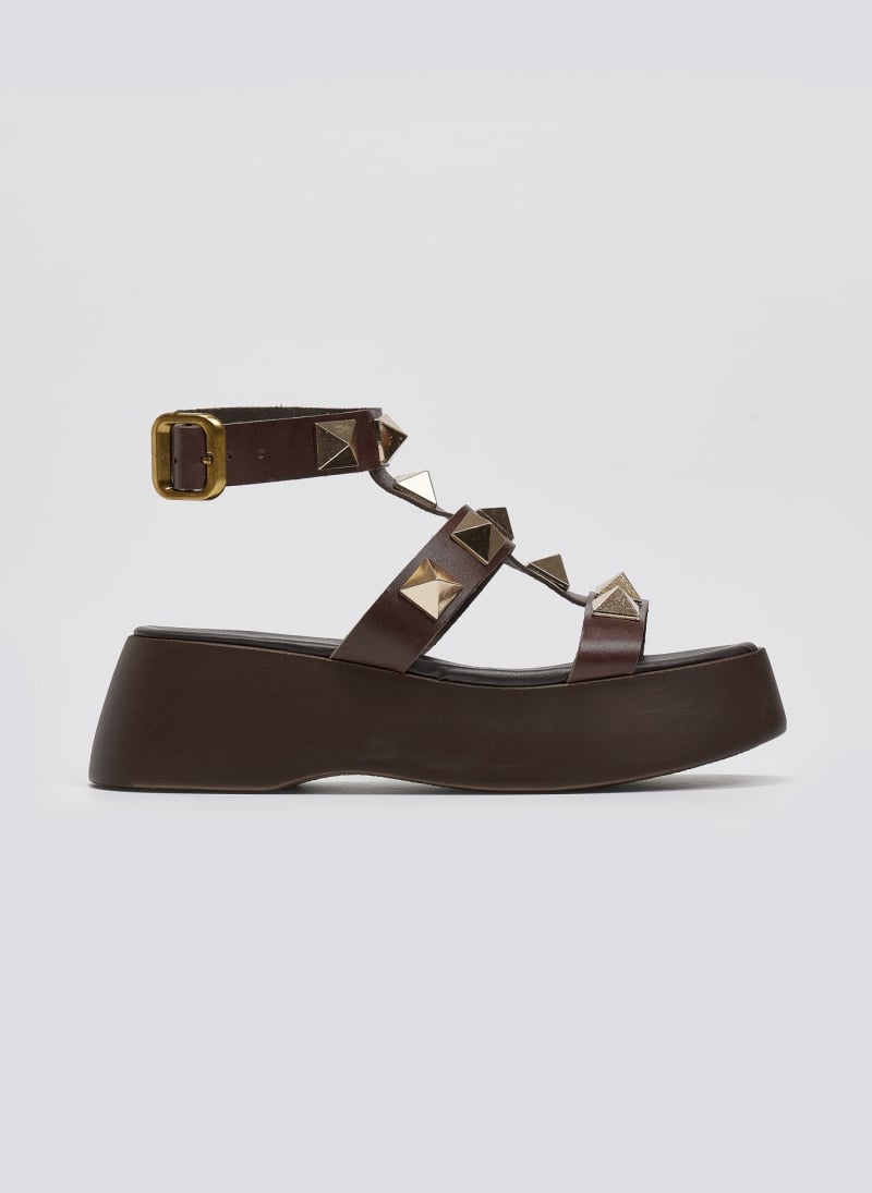 Flatforms σανδάλια δερμάτινα με τρουκς Estil