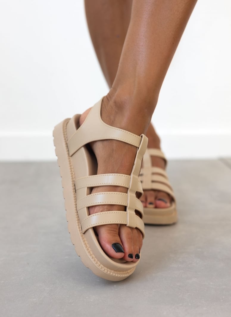 Flatforms σανδάλια gladiator