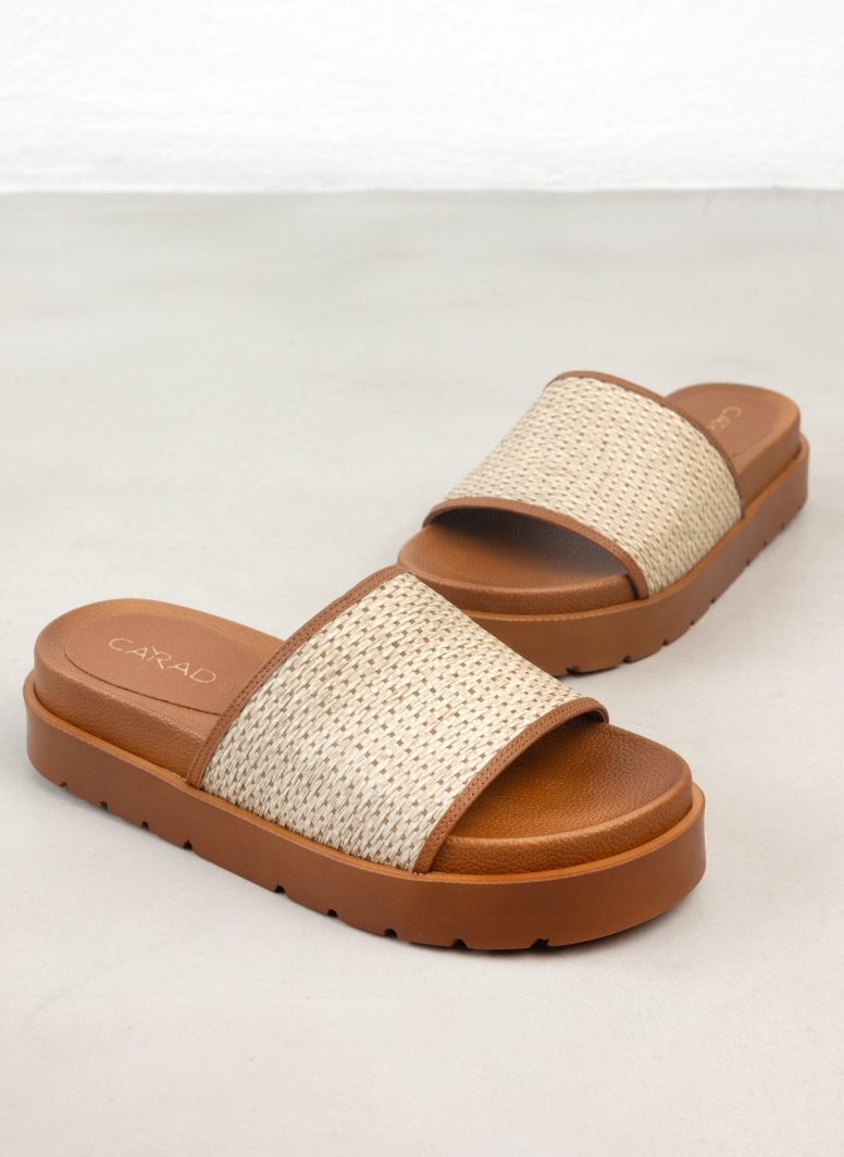 Flatforms σανδάλια με ψάθινη φάσα