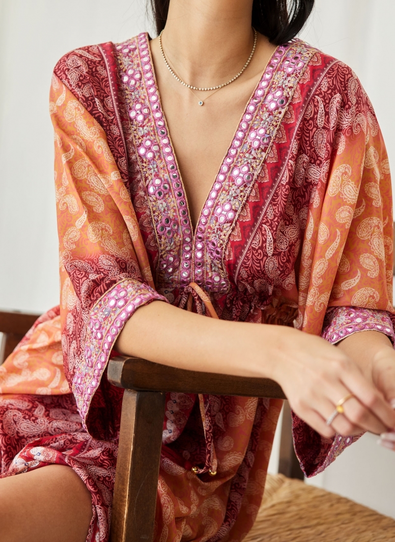 Boho φόρεμα μεταξωτό με λαχούρια